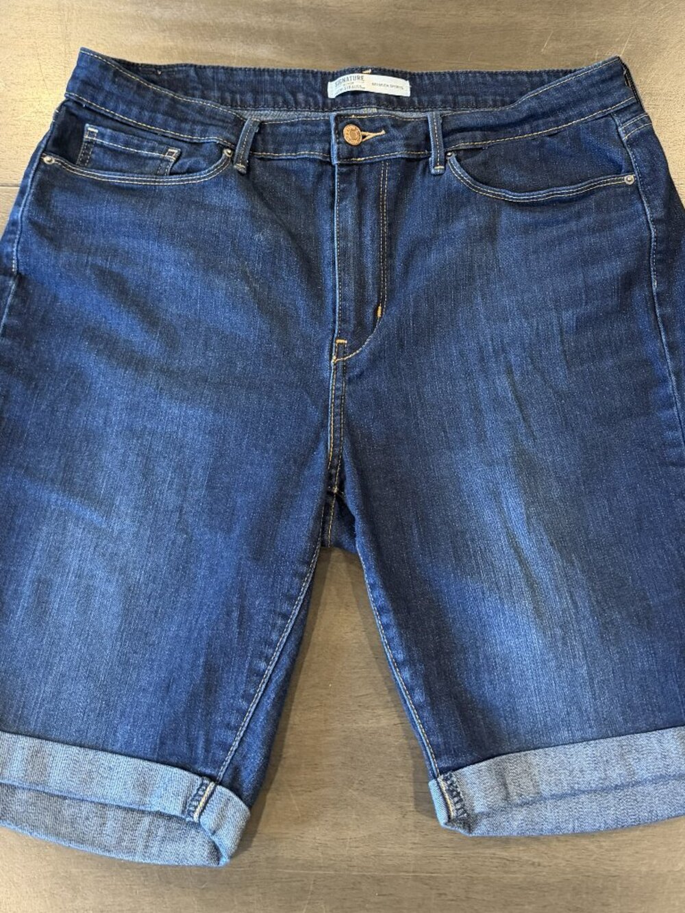 Levi Strauss Signature Gold Women's Dark Wash Bermuda Shorts 16 W33 Denim